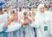 Satu Abad NU, Khofifah Tegaskan Peran Vital Pesantren dalam Membangun Peradaban Bangsa