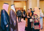 Gubernur Khofifah Hadiri Buka Puasa Kedubes Arab Saudi: Momentum Perkuat Diplomasi dan Ukhuwah