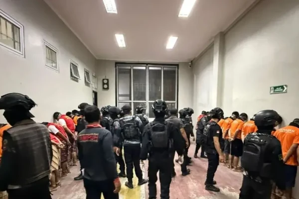 Langkah Tegas Ditjenpas, 61 Narapidana Berisiko Tinggi Dipindahkan ke Nusakambangan
