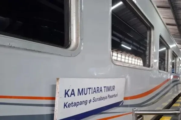 KAI Daop 9 Jember Operasikan KA Mutiara Timur Tambahan untuk Angkutan Lebaran 2026