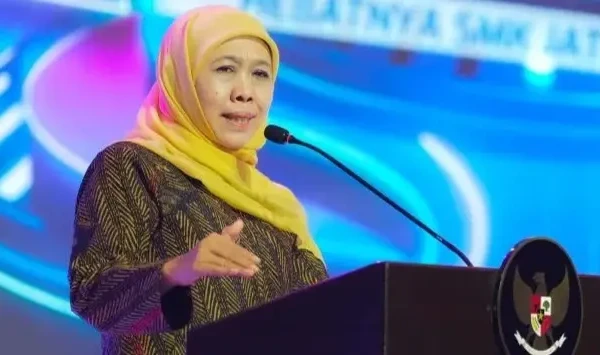 Khofifah Canangkan Gerakan Sekolah Bebas Sampah Plastik Menuju Indonesia ASRI