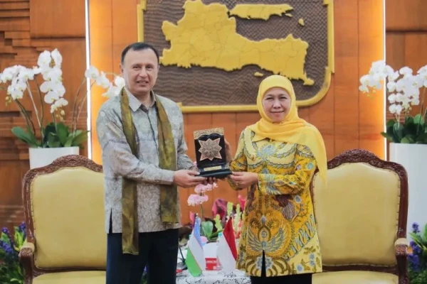 Perkuat Hubungan Bilateral, Khofifah Jajaki Kerja Sama Sister Province Jawa Timur dengan Samarkand