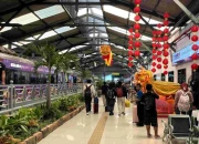Libur Imlek 2026, KAI Daop 8 Surabaya Layani Puluhan Ribu Pelanggan pada Hari Pertama