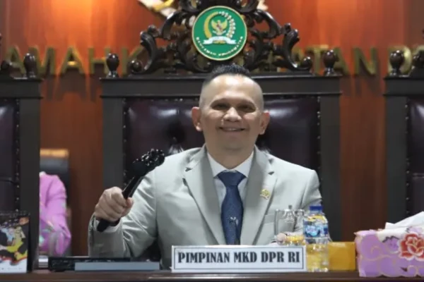 MKD: Pelantikan Sahroni Sah, Dilantik 19 Februari Karena DPR Masuk Masa Reses