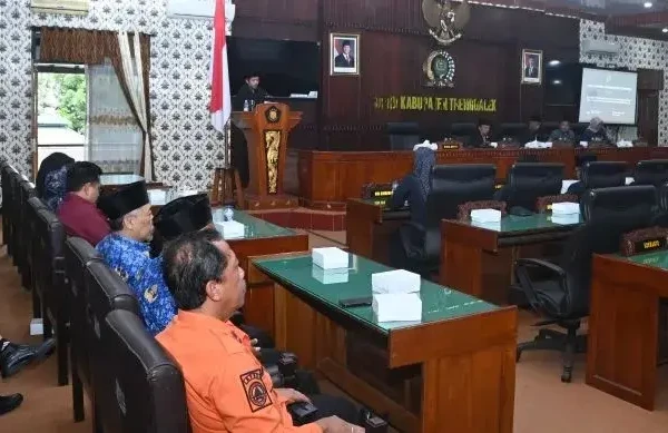 Pemkab Trenggalek Inisiasi Raperda Perlindungan Pekerja untuk Perluas Cakupan Jaminan Sosial