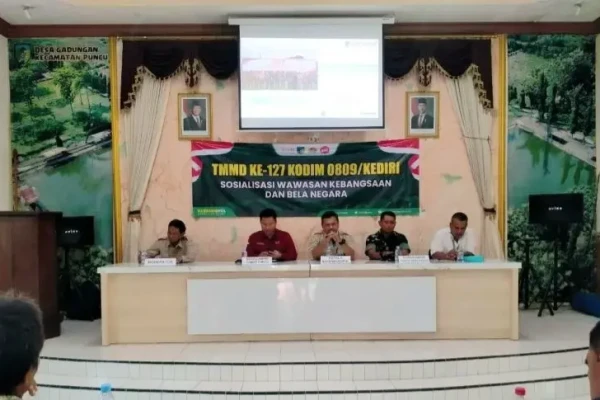 Sinergi TNI dan Pemkab Kediri Tanamkan Nilai Pancasila Lewat TMMD 127