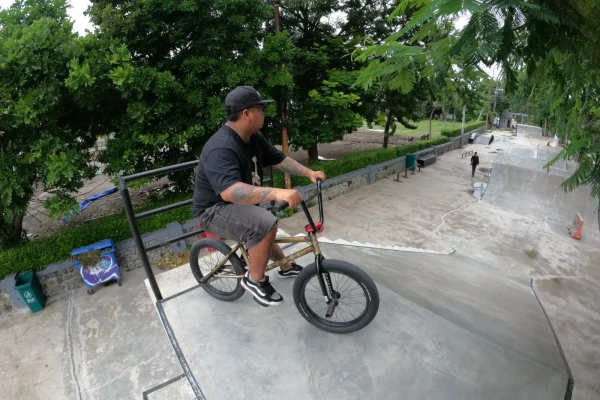 Skate Prak & BMX Kalimas Surabaya 2026-02-03 at 10.11.33 (4)