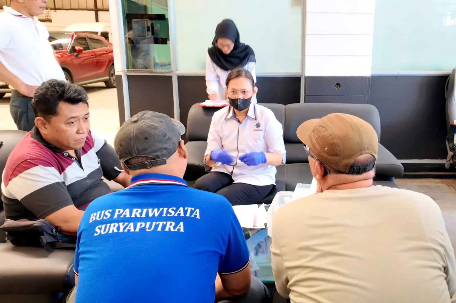 Cegah Kecelakaan saat Mudik, Kemnaker Periksa Kesehatan dan Kelelahan Pengemudi di 6 Kota - 2