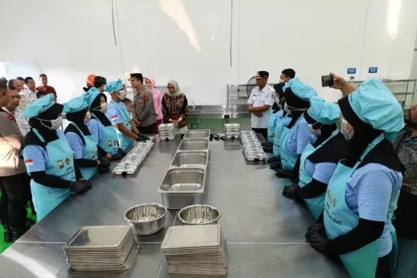 Satgas Makanan Bergizi Gratis Tulungagung Perketat Pengawasan Higienitas Dapur SPPG