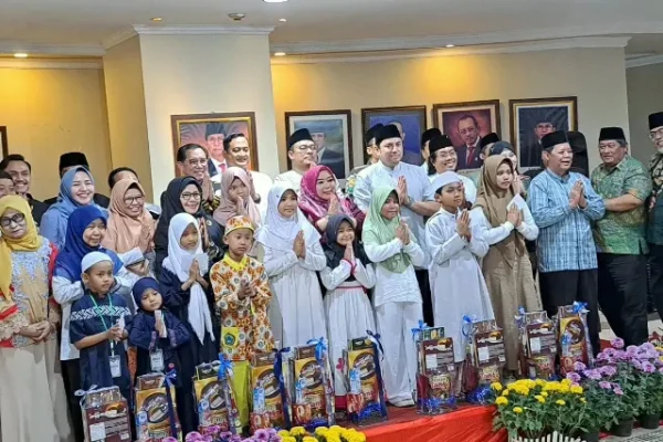 DPRD Surabaya Pererat Silaturahmi Ramadan Lewat Bukber Bersama Anak Yatim