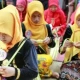 Pemkab Sumenep Lestarikan Tradisi Melalui Festival Ketupat di Pantai Lombang