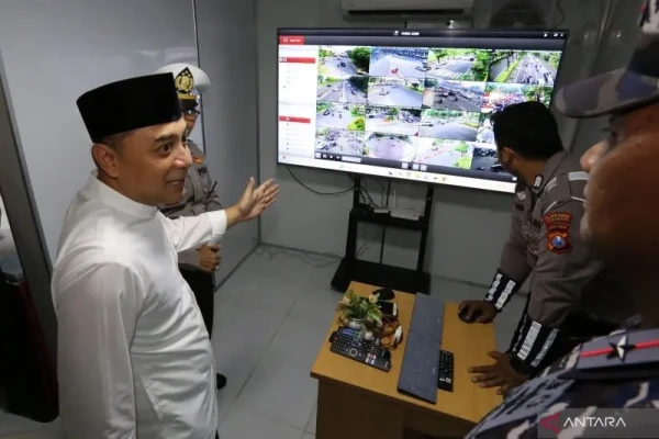 Pemkot Surabaya Gandeng Pengusaha Perluas Jaringan CCTV Protokol Demi Keamanan