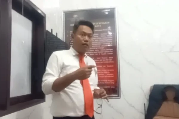 Kasat Reskrim Kota Tegal AKP  Husen Asnawi Terkait Judi Sabung Ayam, Satu Diantaranya Tewas