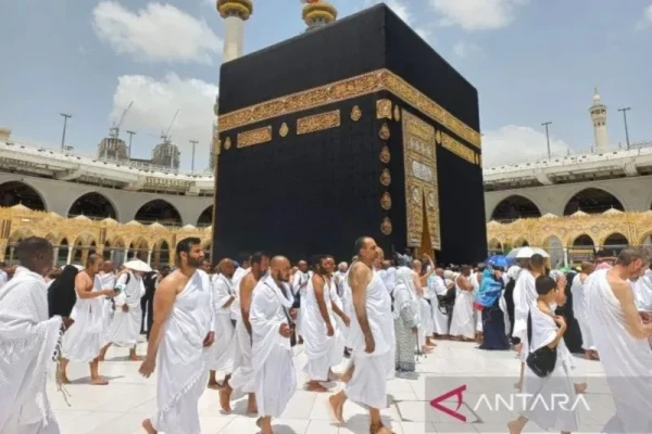 Kemenhaj Ponorogo Pastikan Keamanan 13 Jemaah Umrah yang Sempat Tertahan di Jeddah