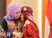Khofifah Perkuat Pendidikan Inklusif Melalui Sapa Bansos Amaliyah Ramadhan di Bangkalan