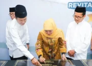 Pemprov Jatim Kucurkan Rp69,7 Miliar untuk Revitalisasi 51 Sekolah di Lamongan dan Gresik