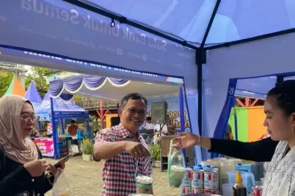 Sinergi PLN dan Rumah BUMN Pacitan Dongkrak Ekonomi Lokal Melalui Bazar Kampoeng Ramadhan