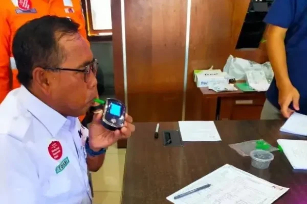 KAI Daop 7 Madiun Pastikan Petugas Bebas Narkoba demi Keselamatan Mudik
