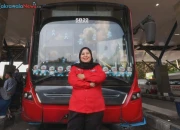 kartini masa kini di transportasi publik sopir perempuan suroboyo bus