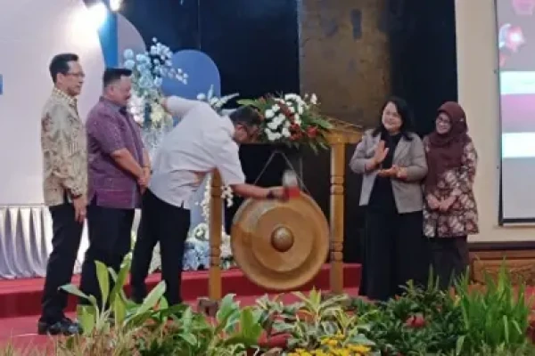 Soroti Tantangan Homeless Media, Sekretariat DPRD Jatim Gelar Penguatan Kapasitas Media