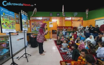Perempuan dan Pendidikan Anak Usia Dini Jadi Sorotan, Bunda Rini Pastikan Semua Anak Surabaya Sudah Sekolah
