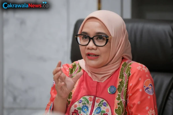 Perempuan Era Digital Dituntut Adaptif, Rini Indriyani Tekankan Keseimbangan Peran Publik dan Keluarga
