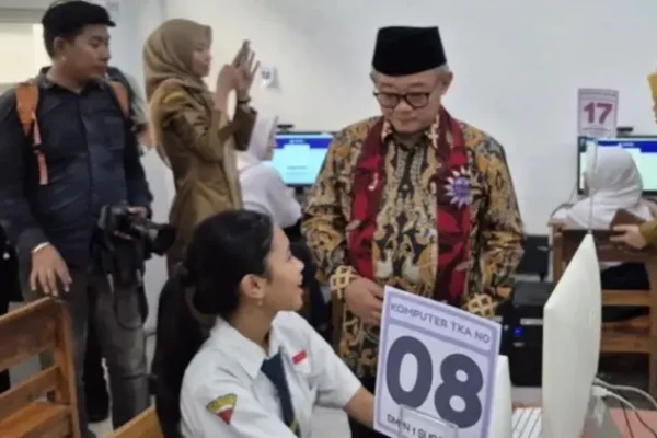 Mendikdasmen Pastikan Akses Pendidikan Merata Melalui SPMB 2026 yang Inklusif