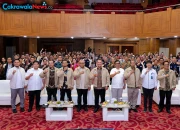 wamenaker dunia kerja tak hanya lihat ijazah tapi juga kompetensi