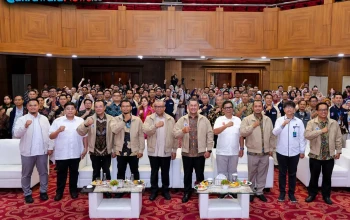 wamenaker dunia kerja tak hanya lihat ijazah tapi juga kompetensi