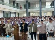 Bekali Sambal Pecel dan Tumpang, Pemkab Kediri Lepas 1.205 Jemaah Calon Haji