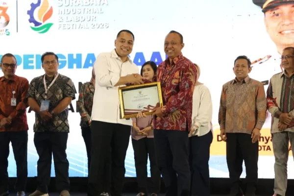Wali Kota Eri Cahyadi Puji Kontribusi Pengusaha Serap 1.200 Tenaga Kerja Lokal Surabaya
