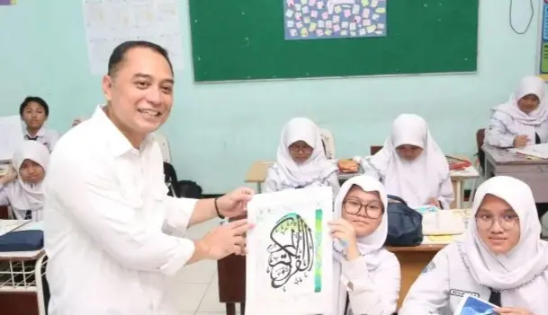 Walikota Surabaya Eri Cahyadi