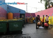 Harga Plastik Naik, Aktivitas Pemulung di TPS Surabaya Meningkat dan Picu Penumpukan Sampah