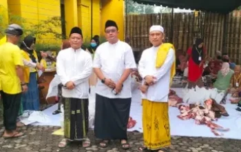 Serentak di 38 Kab/Kota, Golkar Jatim Sembelih 323 Ekor Sapi