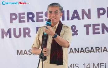 Menaker Yassierli Siapkan Pelatihan AI untuk 3.100 Pemuda di Padan