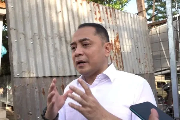 Eri Cahyadi Wali Kota Tegaskan Pasar di Surabaya Tak Bisa Bebas Buka 24 Jam