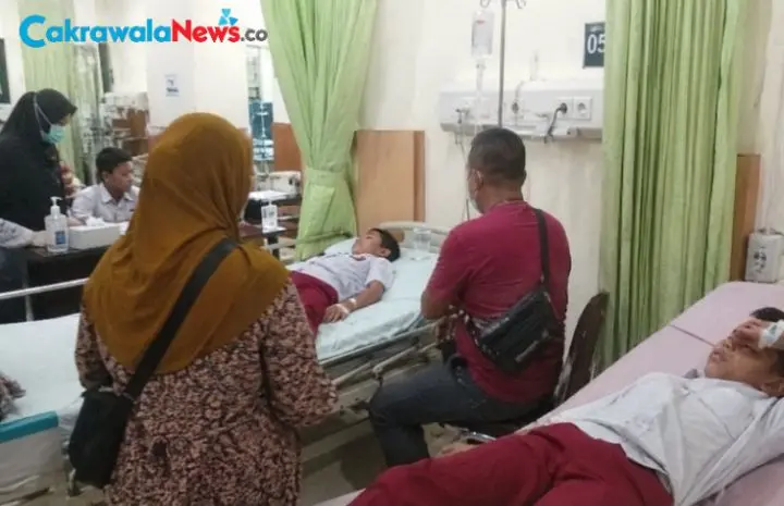 Keracunan Massal Siswa Usai Konsumsi Program MBG di Surabaya