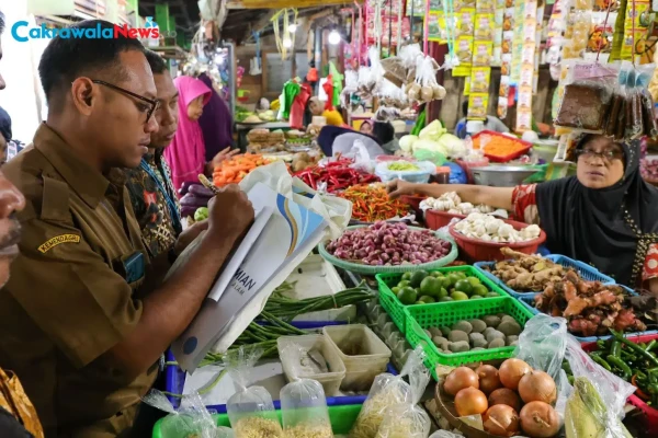 Stok Pangan Surabaya Aman Selama Rangkaian Libur Panjang Iduladha 2026, Warga Diminta Tak Panic Buying