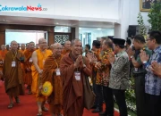 Puluhan Bhikkhu ASEAN Tiba di Surabaya dalam Perjalanan Indonesia Walk for Peace 2026