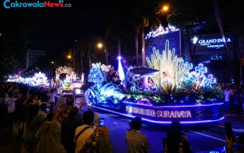 Surabaya Vaganza 2026 Hadirkan Parade Cahaya Malam Pertama di Kota Pahlawan