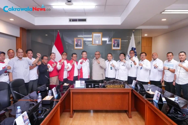 Kemnaker Siapkan Tim Khusus Tindaklanjuti Perselisihan Hubungan Industrial di PT Epson