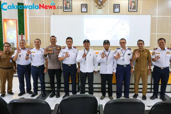 Dishub Surabaya Tingkatkan Kompetensi Juru Parkir Melalui Diklat Bersertifikat