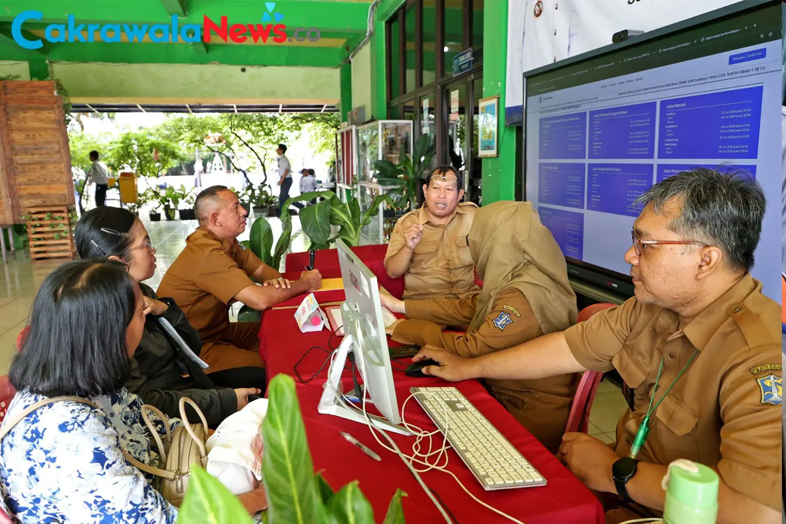 Dispendik Surabaya Pastikan Verifikasi Data SPMB SMP 2026 Berjalan Transparan dan Akuntabel