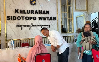 Anas Karno saat sidak pelayanan publik di kelurahan