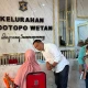 Anas Karno saat sidak pelayanan publik di kelurahan