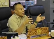 Ketua komisi a, Yona Bagus Widyatmoko