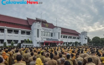 Pemkot Surabaya Cairkan Gaji Ke 13 dan TPP 100 Persen untuk ASN Berkat Kenaikan PAD