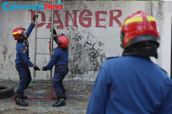 Pemkot Surabaya Cetak Personel Damkar Bersertifikat Lewat Pelatihan Tingkat Lanjut, Siap Hadapi Situasi Darurat Kompleks