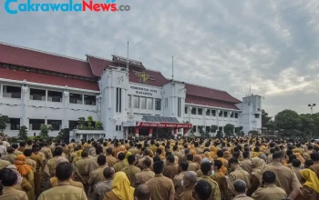 Pemkot Surabaya Komitmen Bayar Gaji ke-13 Sesuai Aturan dan Kemampuan Fiskal Daerah