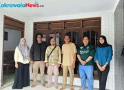 Petugas Sensus Ekonomi 2026 Didampingi Perangkat Desa dan RT Saat Pendataan Warga di Desa Kepandean